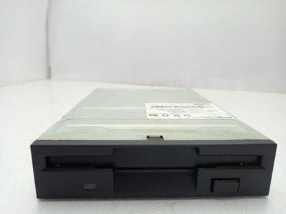 TEAC 193077C6-35 3.5in 1.44MB Internal Floppy Disk Drive Black Bezel