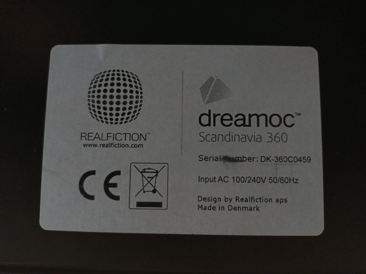 Realfiction Dreamoc Scandinavia 360 Degree 19" Holographic Display Box