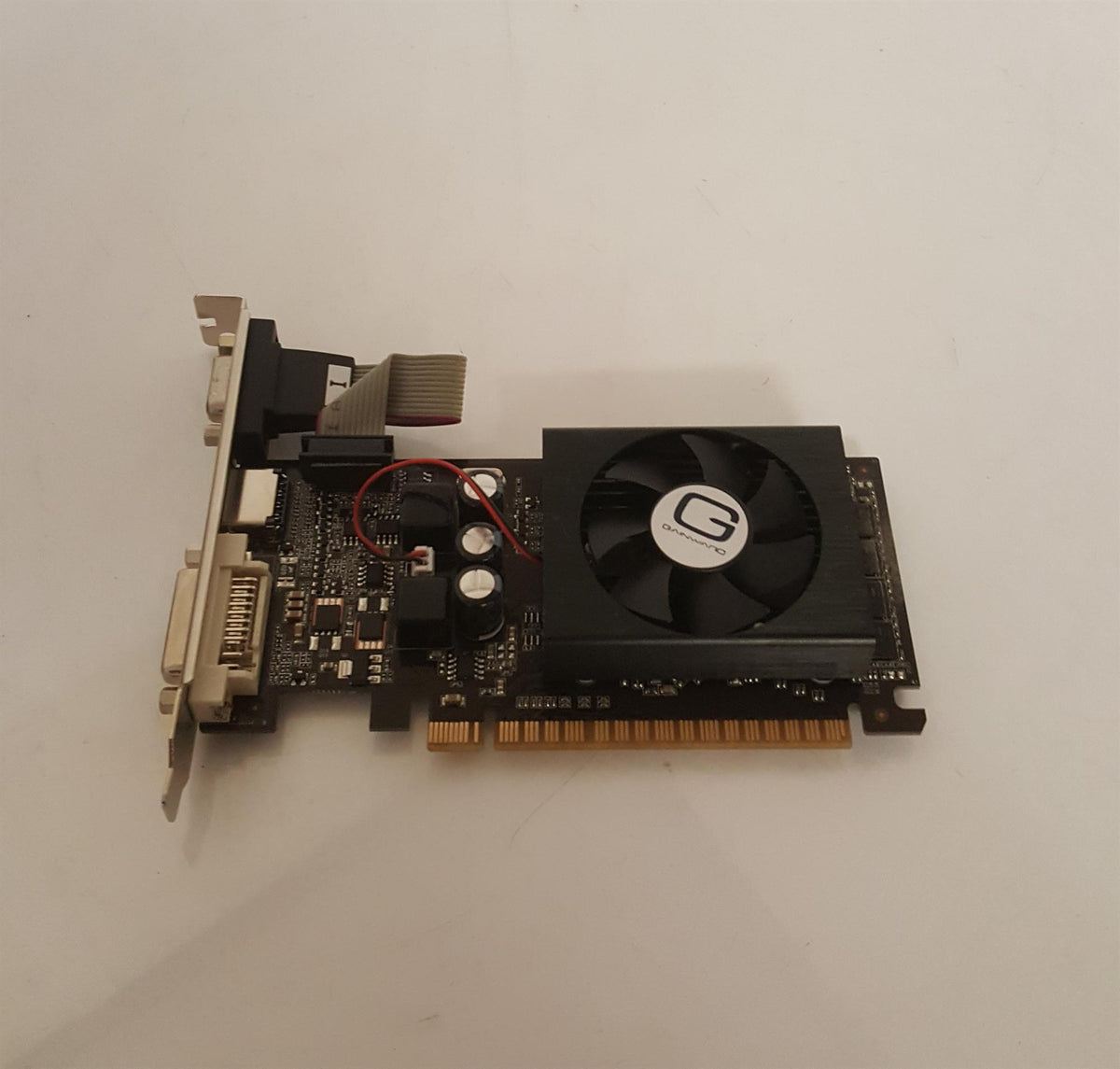 GainWard GeForce GT520 1GB DDR3 Video Graphics Card NEAT5200HD06-1193F