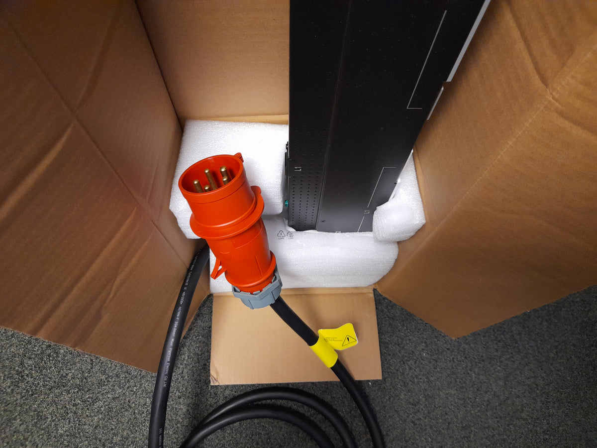 HPE P9Q65A G2 Basic 3Ph 22kVA/60309 32A/230V 36 Outlets C13/C19 PDU