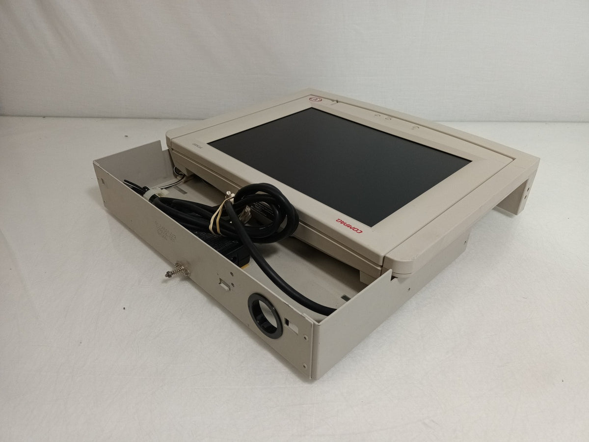 Compaq TFT5010 Color Monitor DVI 1024 x 768 w/ Rack mount and PSU