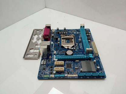 GIGABYTE GA-H61M-DS2 Socket LGA1155 DDR3 Micro ATX Motherboard With I/O Shield