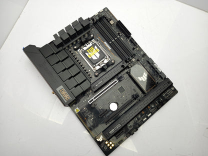 ASUS TUF GAMING B650-PLUS WIFI Socket AM5 DDR5 ATX Motherboard 90MB1BZ0-M0EAY0- Faulty