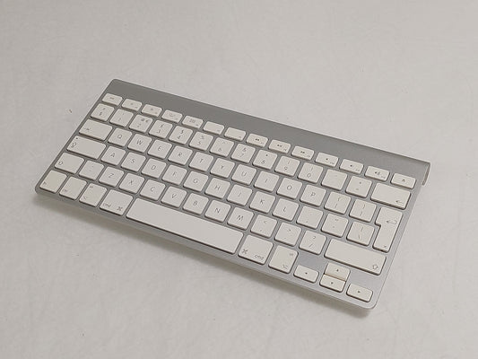 Apple Wireless Keyboard A1314 Bluetooth UK British Irish QWERTY Aluminium
