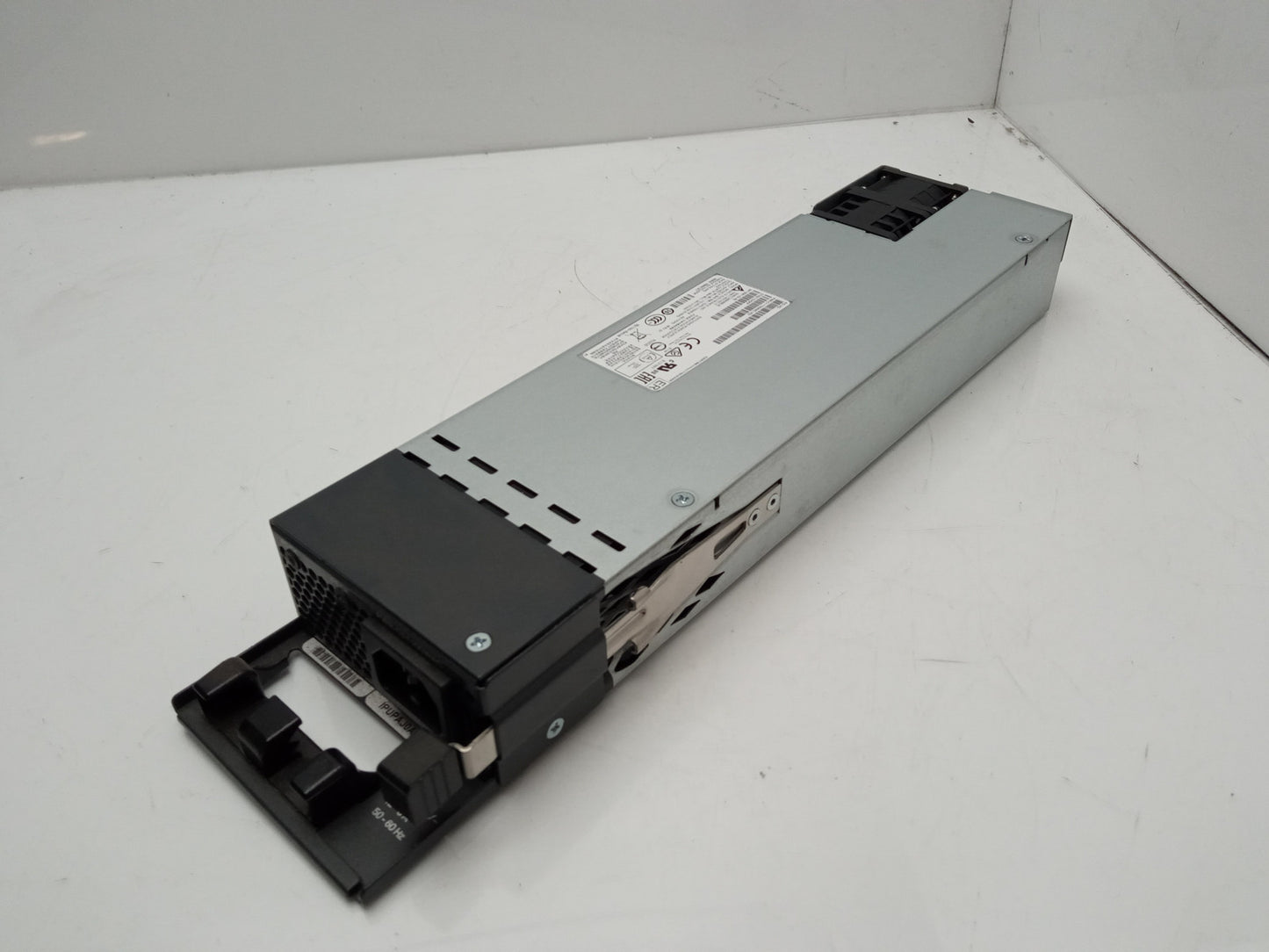 Cisco 3850 1100W Power Supply Unit 341-0561-01 PWR-C1-1100WAC V02