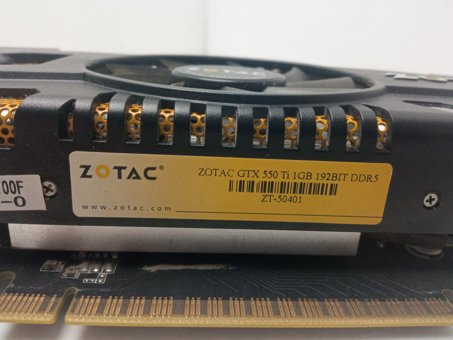 Zotac GTX 550 Ti 1GB DDR5 PCIe Video Graphics Card ZT-50401