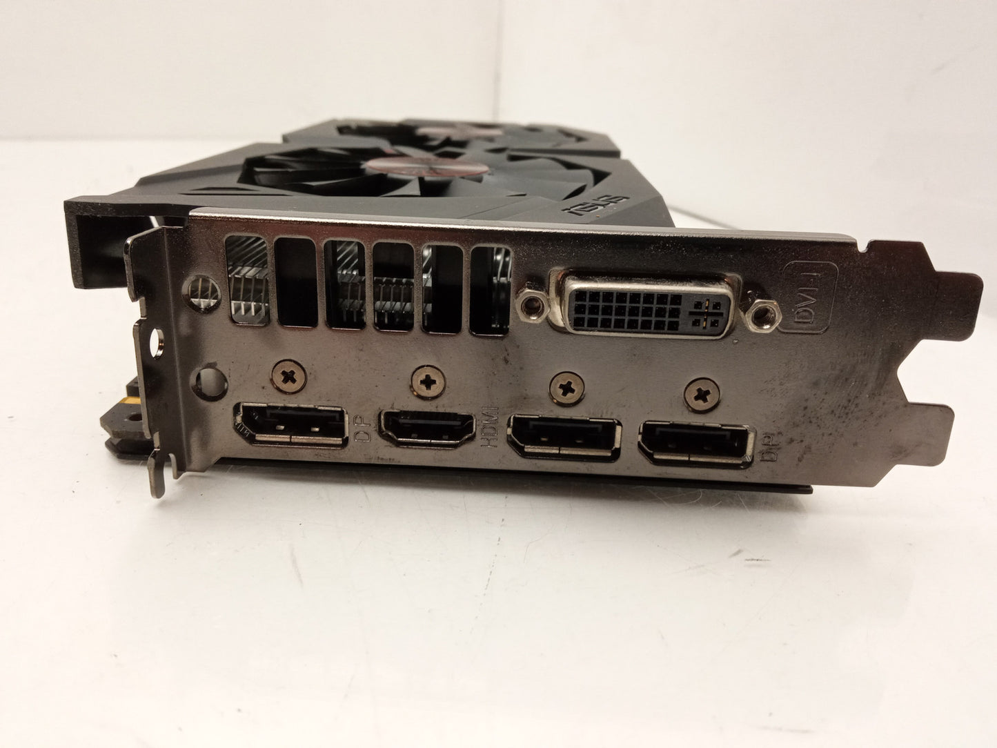 ASUS STRIX GTX960 2GB GDDR5 PCIe Video Graphics Card STRIX-GTX960-DC2C-2GD5