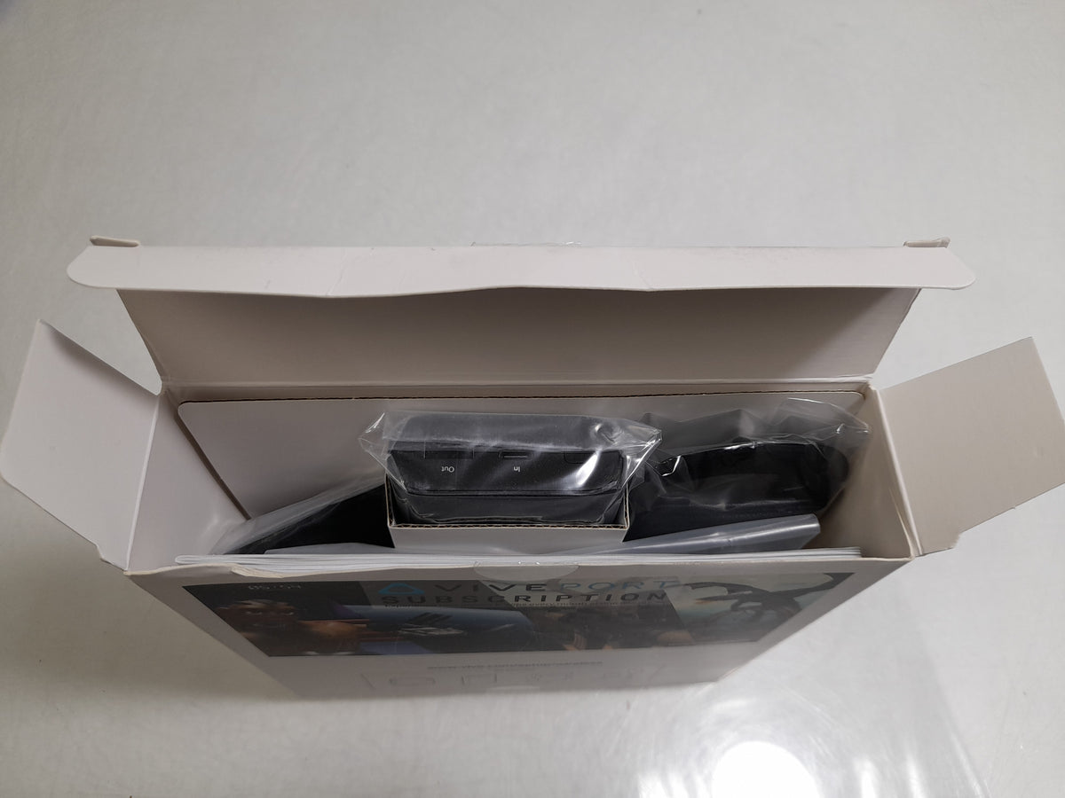 HTC VIVE Cosmos Wireless Adapter Attachment Kit