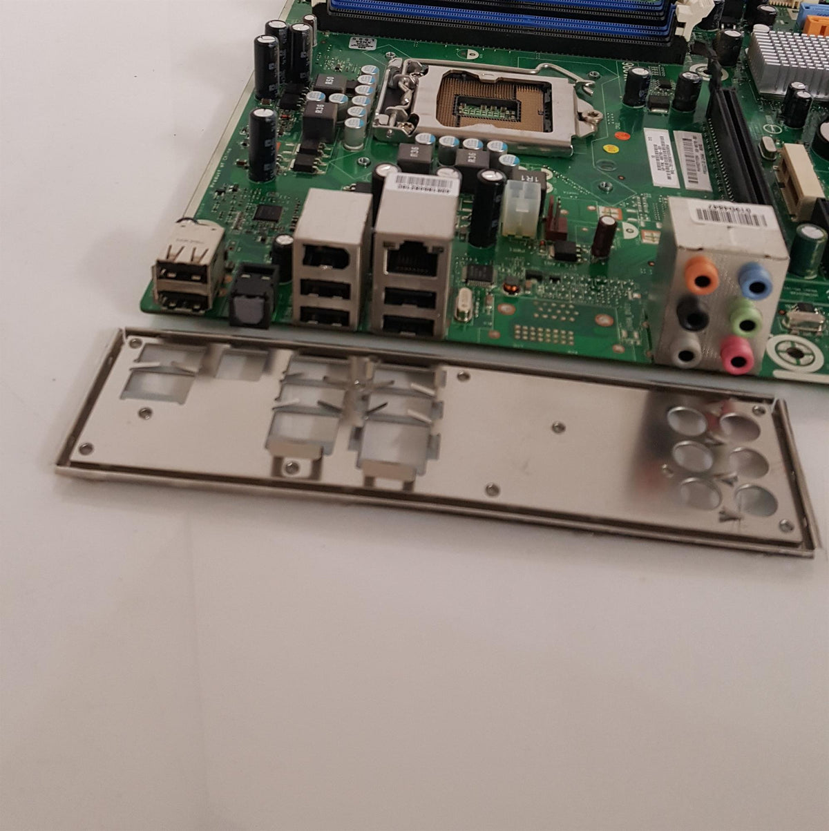 HP Elite Socket LGA1156 DDR3 Micro ATX Motherboard With I/O Shield 466799-001
