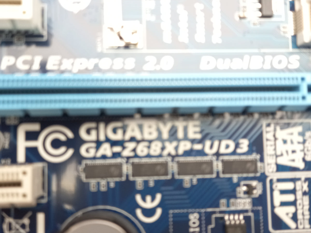 GIGABYTE GA-Z68XP-UD3P Socket LGA 1155 DDR3 Motherboard