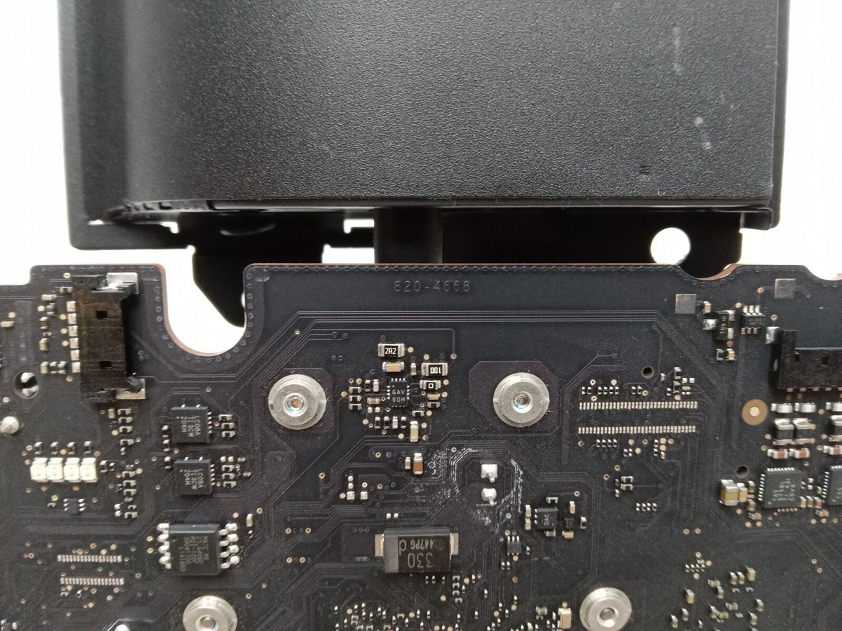 Apple iMac A1418 21.5' 2014 Logic Board with i5-4260U 1.4Ghz 820-4668