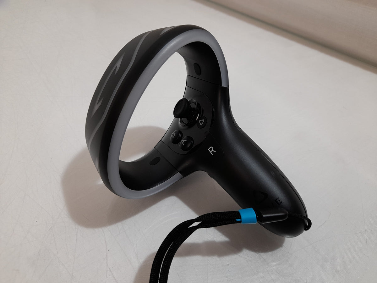 Joblot  7x Mixed HTC Vive Cosmos Controllers