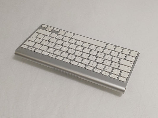 Apple Wireless Keyboard A1314 Bluetooth UK British Irish QWERTY Aluminium