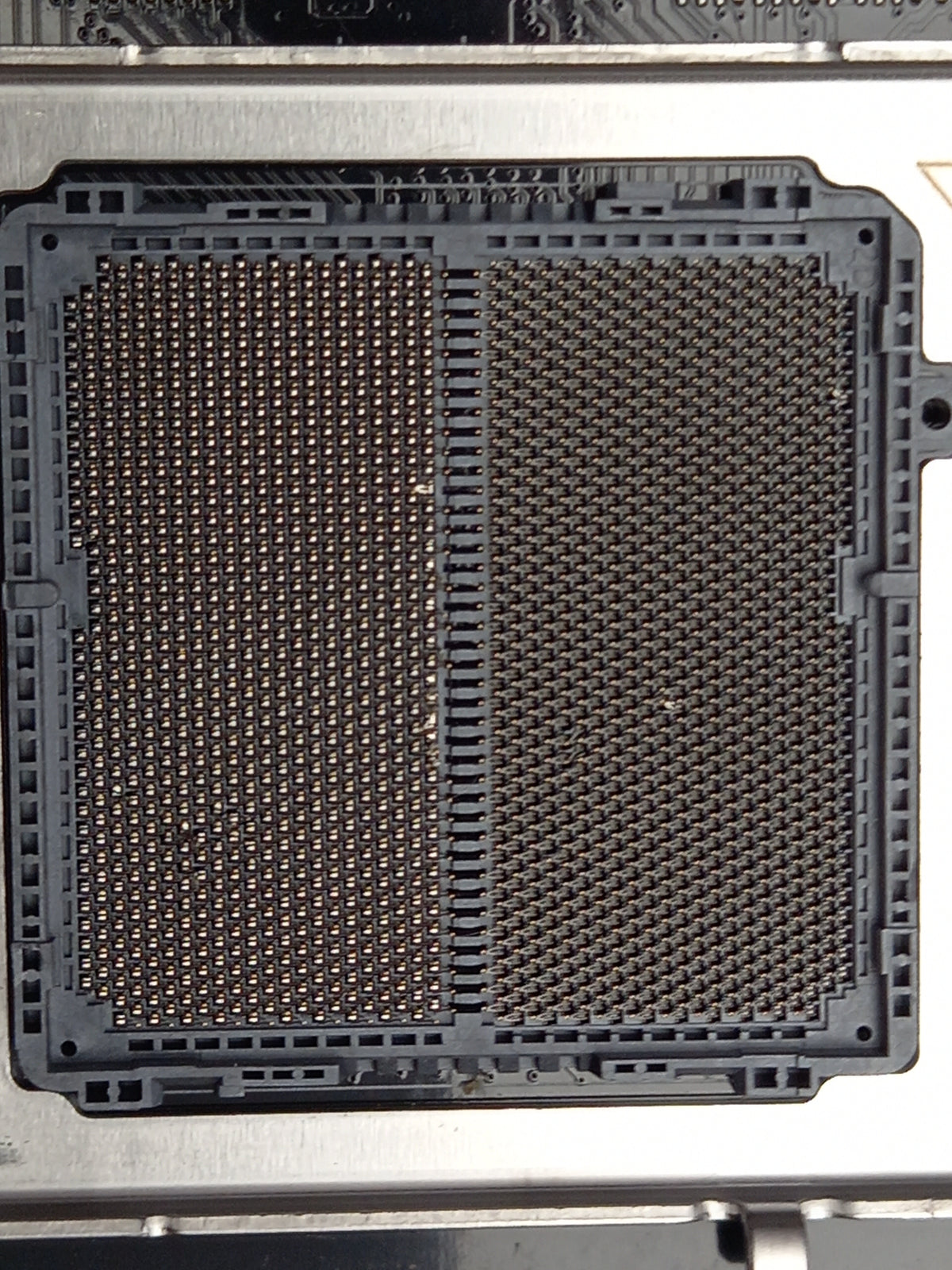 ASUS TUF GAMING B650-PLUS WIFI Socket AM5 DDR5 ATX Motherboard - Faulty