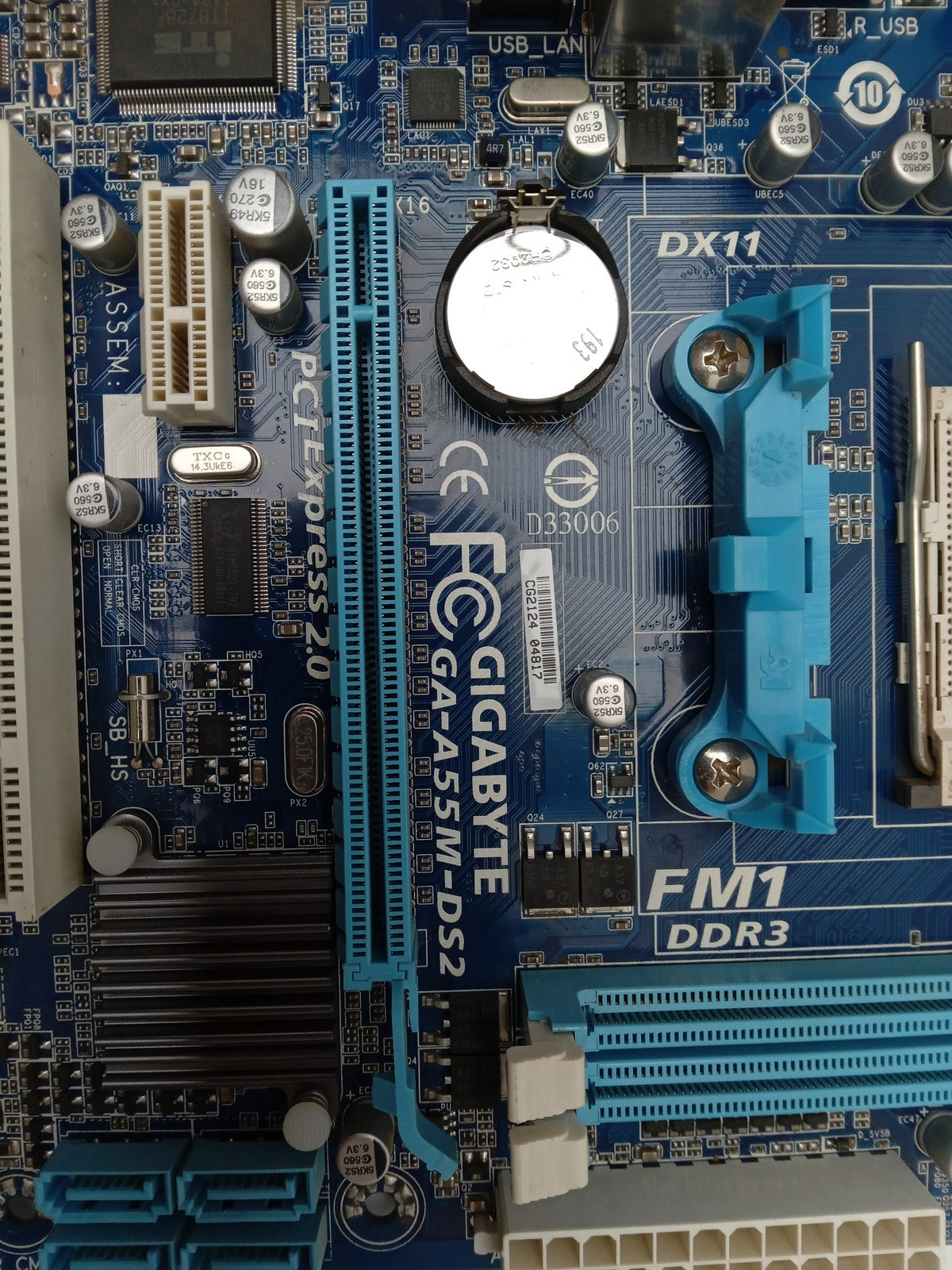GIGABYTE GA-A55M-DS2 Socket FM1 DDR3 Micro ATX Motherboard With I/O Shield