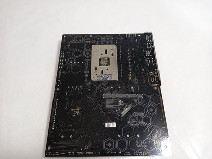 (SPARES)ASUS TUF GAMING B650-PLUS WIFI Socket AM5 DDR5 ATX Motherboard